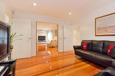 32 Village Dr, Dingley Village, VIC 3172