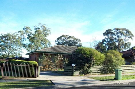 Property photo of 5 Rossiter Avenue Endeavour Hills VIC 3802
