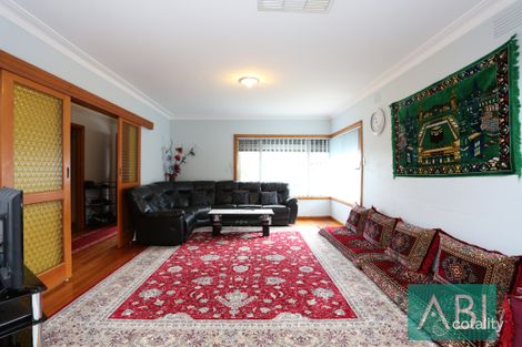 Property photo of 110 Victoria Drive Thomastown VIC 3074