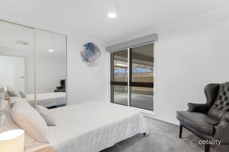 Property photo of 25 Gilchrist Crescent Sunbury VIC 3429