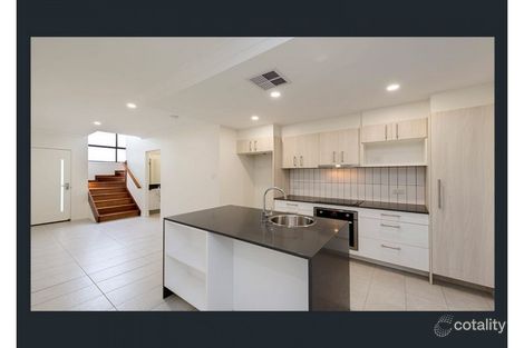 Property photo of 25A Tenth Avenue Coorparoo QLD 4151