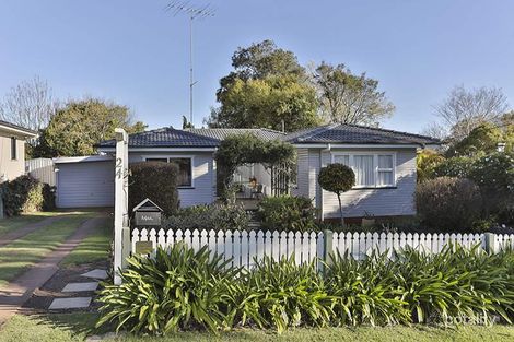 24 South St, Rangeville, QLD 4350