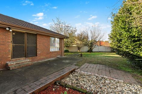 Property photo of 4 Protea Court Mill Park VIC 3082