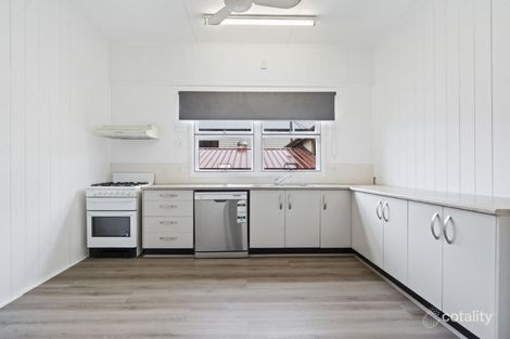 Property photo of 425 Esplanade Manly QLD 4179