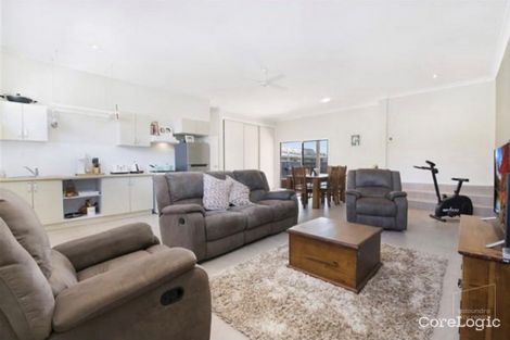 2 Erica St, Currimundi, QLD 4551