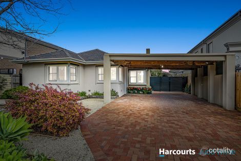 Property photo of 11 Sartre Court Glen Waverley VIC 3150