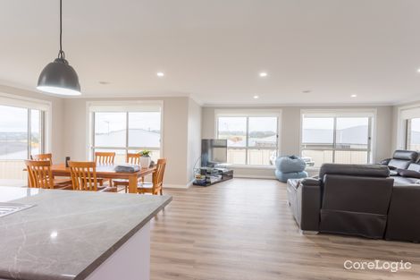 Property photo of 17 McCarron Place Orange NSW 2800