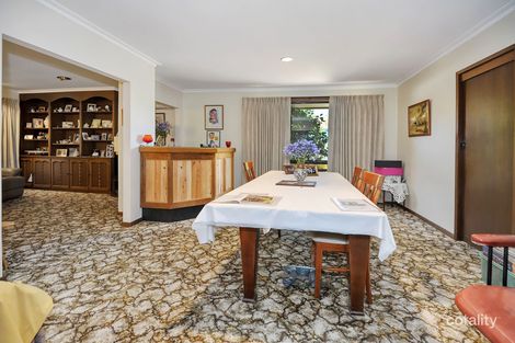 Property photo of 10 Rowan Parade Wendouree VIC 3355