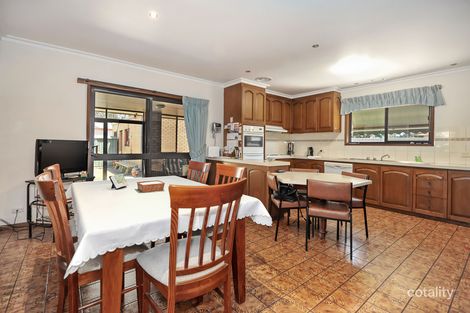 Property photo of 10 Rowan Parade Wendouree VIC 3355