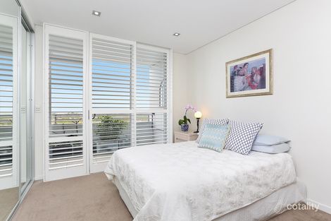 Property photo of 28/2-4 Gubbuteh Road Little Bay NSW 2036