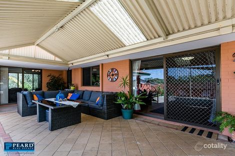 16 Captain Ct, Heathridge, WA 6027