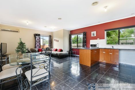 Property photo of 4/4 Hayes Road Hampton Park VIC 3976