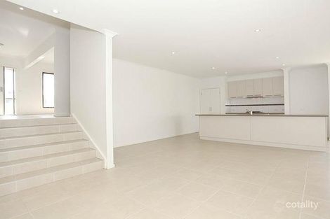 Property photo of 21 Chadwick Views Doreen VIC 3754
