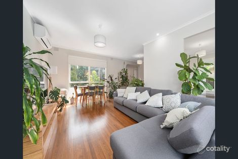 Property photo of 27 Pine Hill Drive Frankston VIC 3199