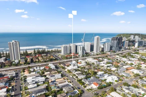8 Cedar Ct, Burleigh Heads, QLD 4220