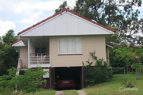 75 Farrant St, Stafford Heights, QLD 4053