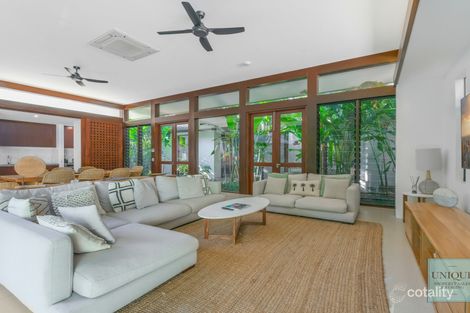 Property photo of 9/67-81 Argentea Boulevard Palm Cove QLD 4879