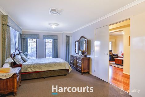 Property photo of 31 Sir Thomas Drive Pakenham VIC 3810