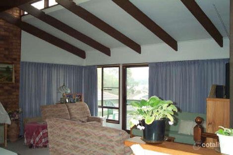 Property photo of 184 Winbin Crescent Gwandalan NSW 2259