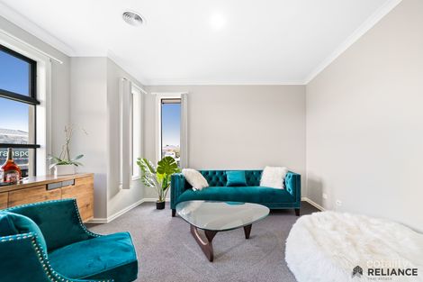 Property photo of 31 Stonefly Circuit Weir Views VIC 3338