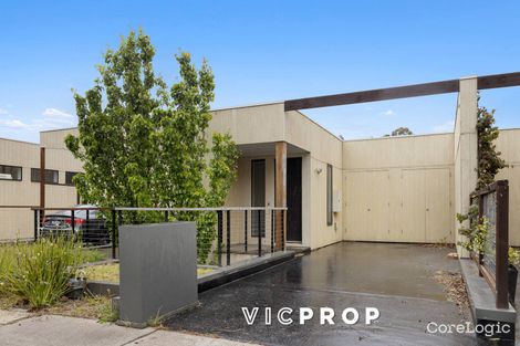 Property photo of 102 Valley Lake Boulevard Keilor East VIC 3033
