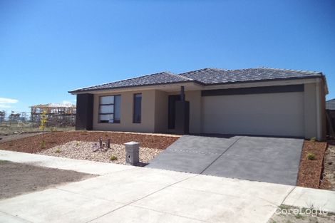 Property photo of 32 Montpellier Crescent Craigieburn VIC 3064