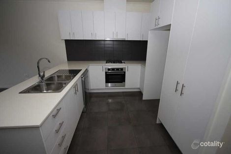 Property photo of 10 Chilla Lane Point Cook VIC 3030