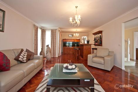 Property photo of 3 Kippenross Drive Narre Warren South VIC 3805