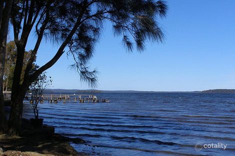 Property photo of 24 Basin View Parade Basin View NSW 2540