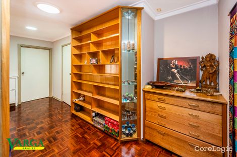 Property photo of 3 Helsall Court Willetton WA 6155