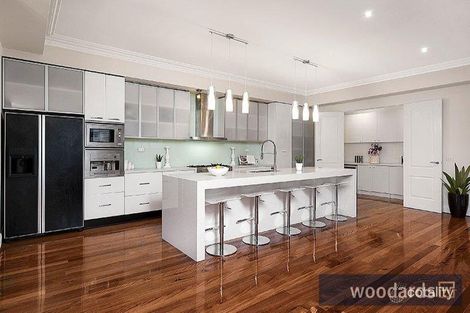 Property photo of 15 Camden Road Hughesdale VIC 3166