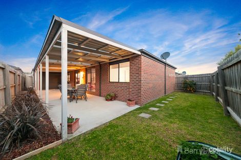 Property photo of 8 David Street Pakenham VIC 3810