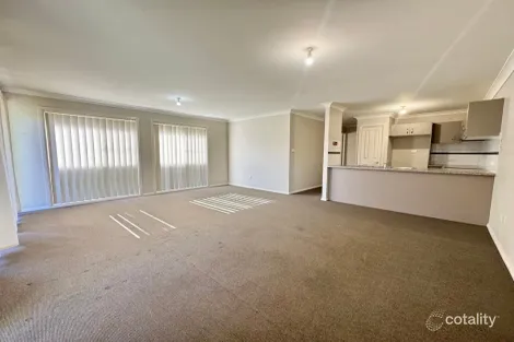 Property photo of 74A Close Street Parkes NSW 2870