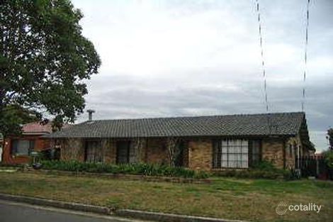 39 Rona St, Peakhurst, NSW 2210