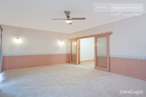 Property photo of 50 Walteela Avenue Mount Austin NSW 2650