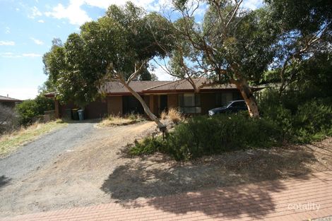 11 Hub Dr, Aberfoyle Park, SA 5159