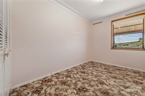 Property photo of 24 Dilkera Avenue Valentine NSW 2280