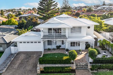 Property photo of 19 Windward Loop Ocean Reef WA 6027