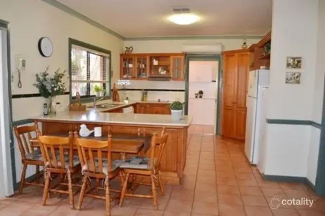 Property photo of 6 Poidevin Place Dubbo NSW 2830