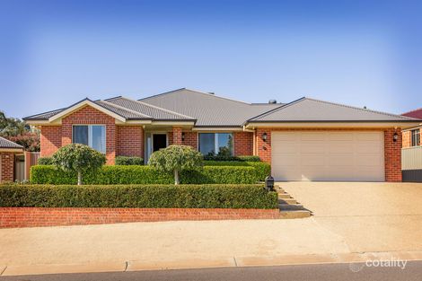 Property photo of 90 Honeyeater Circuit Thurgoona NSW 2640