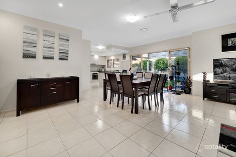 Property photo of 44 Mapleton Crescent Forest Lake QLD 4078