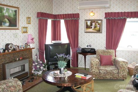 Property photo of 8 Galvin Street Elderslie NSW 2570