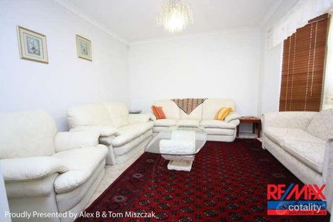 Property photo of 5 Wingrove Road Langford WA 6147