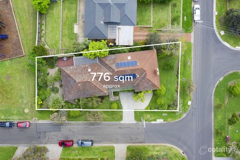 Property photo of 23 Brassey Avenue Highton VIC 3216
