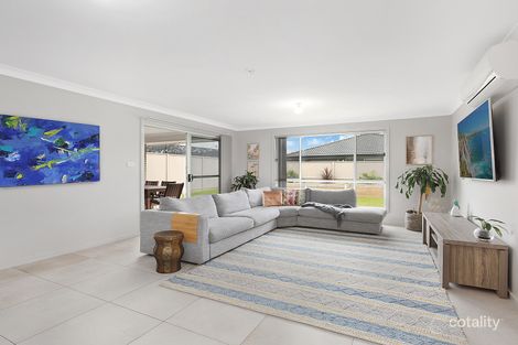 Property photo of 42 Caswell Road Spring Farm NSW 2570