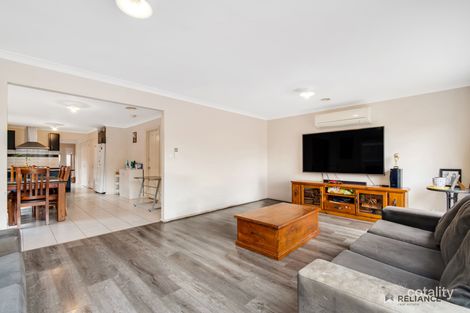 Property photo of 30 Oakpark Drive Harkness VIC 3337