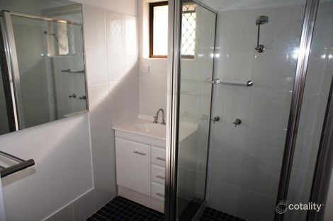 Property photo of 2/5 Eurimbula Court Paradise Point QLD 4216