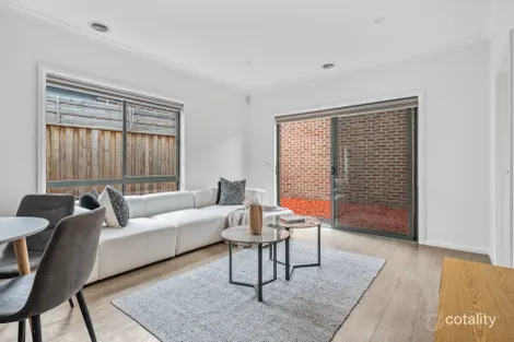 Property photo of 8 Boboli Walk Wollert VIC 3750