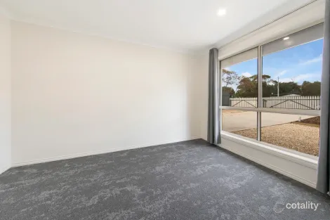 Property photo of 41 Railway Crescent Evanston SA 5116