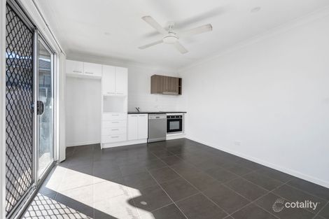 Property photo of 2/8 Awoonga Crescent Morayfield QLD 4506